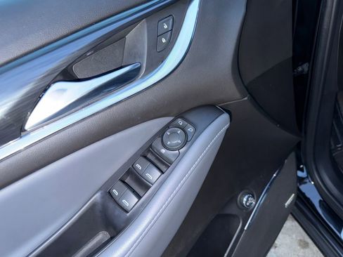 Used 2020 Buick Enclave Essence w/ Sound and Sites Package image 13