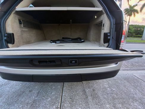 Used 2015 Land Rover Range Rover HSE image 55