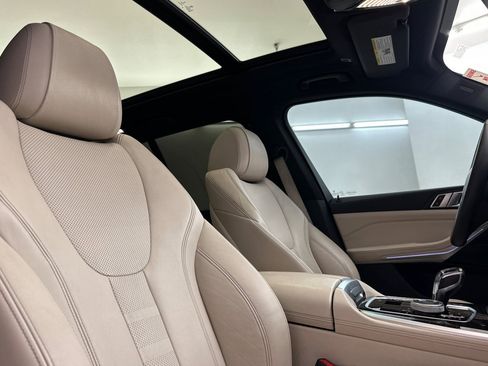 Used 2020 BMW X5 sDrive40i w/ M Sport Package image 31