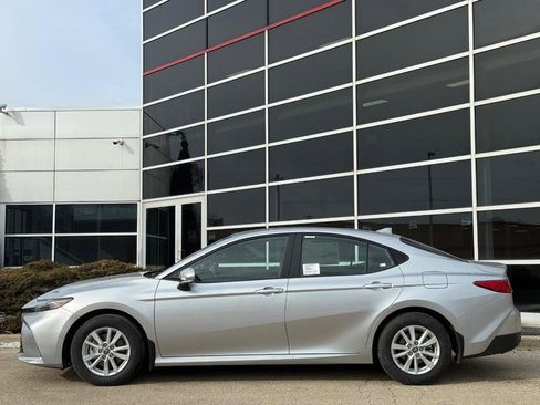 New 2026 Toyota Camry LE image 7