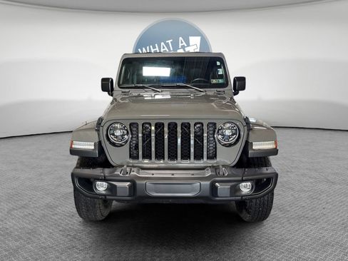Used 2023 Jeep Gladiator Sport AWD/4WD image 9