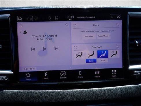 Used 2024 Chrysler Pacifica Touring-L FWD image 25