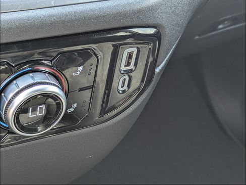 Used 2024 GMC Sierra 1500 Elevation AWD/4WD image 26