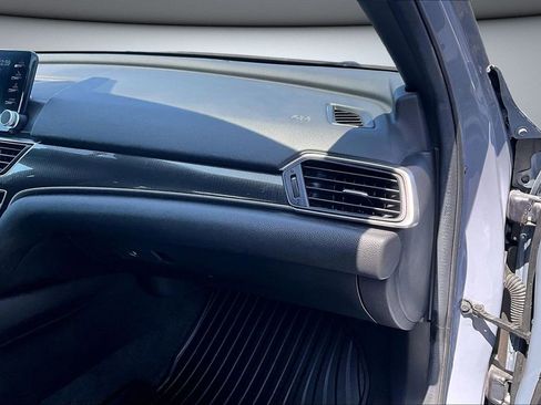 Used 2021 Honda Accord Sport image 26