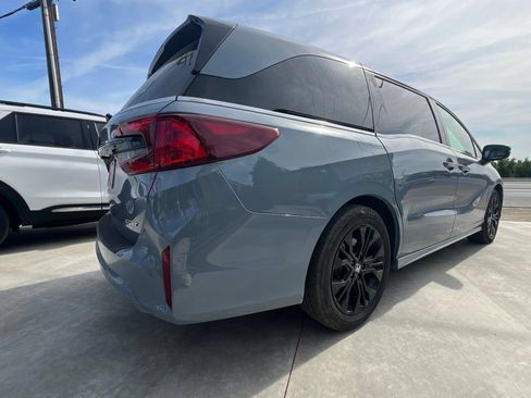 Used 2025 Honda Odyssey Sport-L image 4