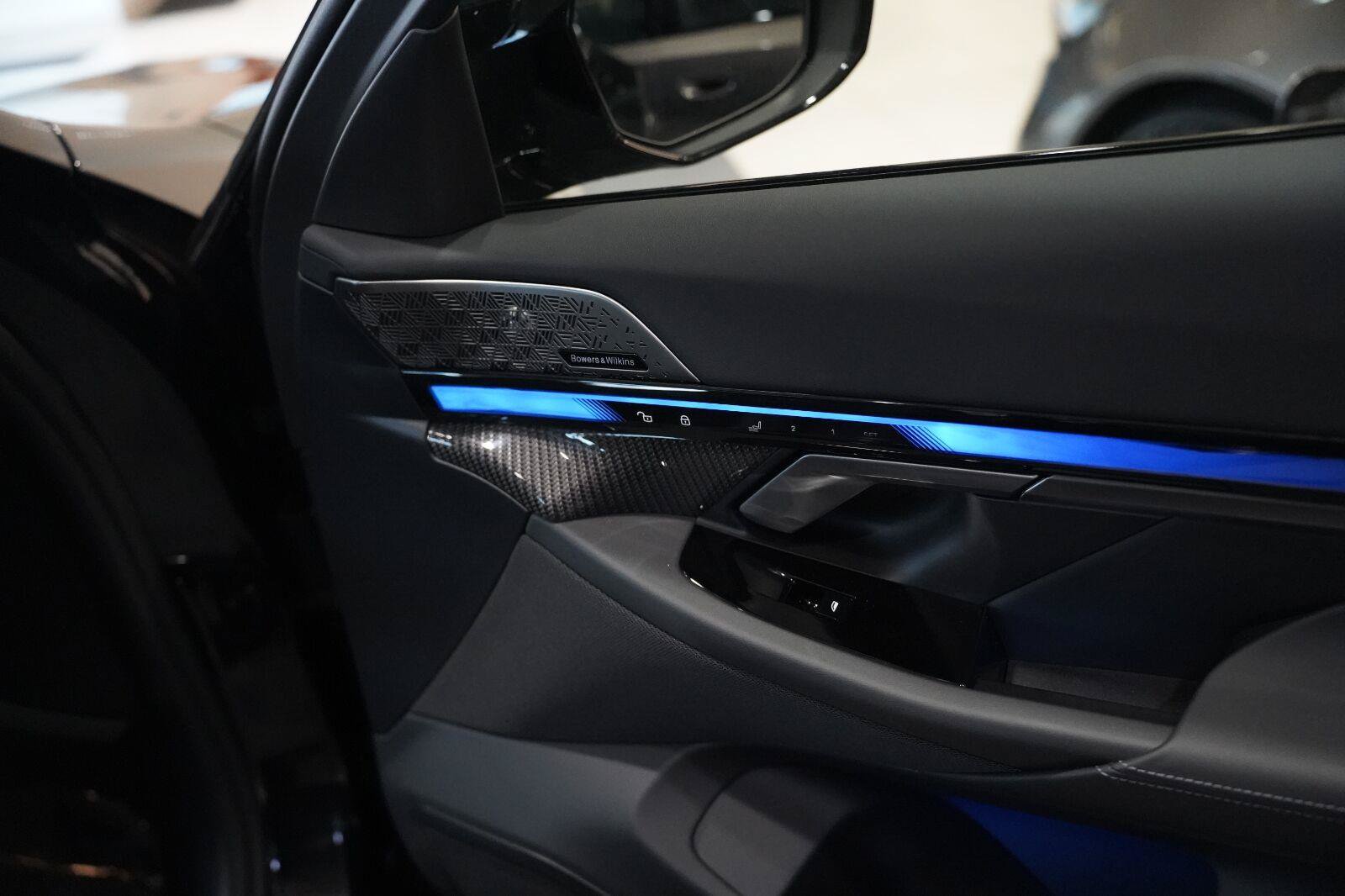 New 2027 BMW M5 Touring AWD/4WD image 29