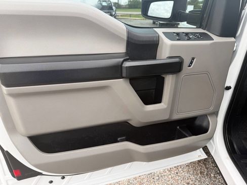 Used 2020 Ford F250 XL w/ Power Equipment Group image 18