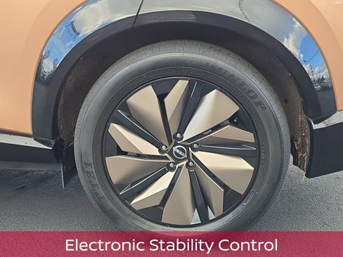 Used 2023 Nissan Ariya FWD image 11