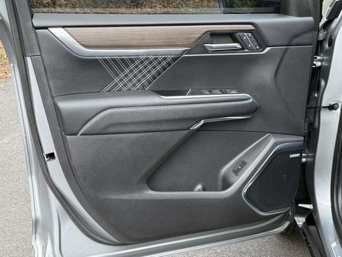 Certified 2024 GMC Acadia Denali w/ LPO, Floor Liner Package AWD/4WD image 8