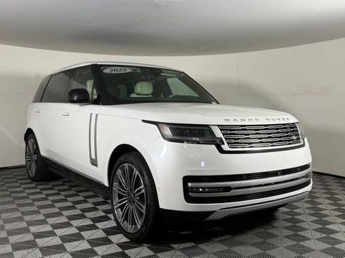 Used 2025 Land Rover Range Rover Long Wheelbase Autobiography AWD/4WD image 10