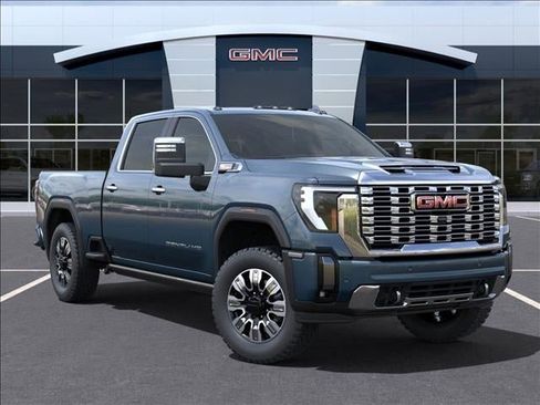 New 2025 GMC Sierra 2500 Denali w/ Denali Reserve Package image 7