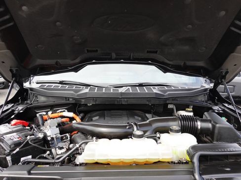 Used 2022 Ford F150 XLT w/ Equipment Group 302A High image 61