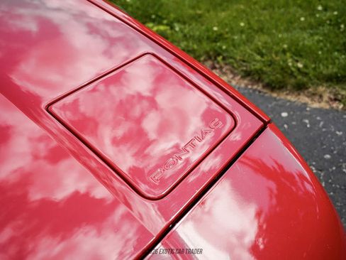 Used 1988 Pontiac Fiero GT RWD image 62