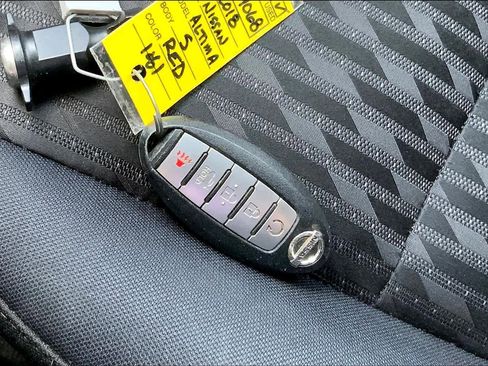 Used 2018 Nissan Altima 2.5 S w/ S Convenience Package FWD image 13