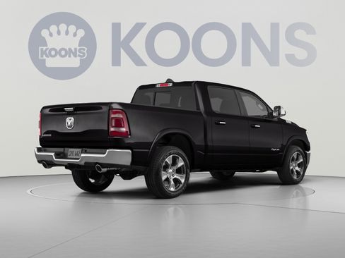 Used 2019 RAM 1500 Laramie w/ Sport Appearance Package AWD/4WD image 4