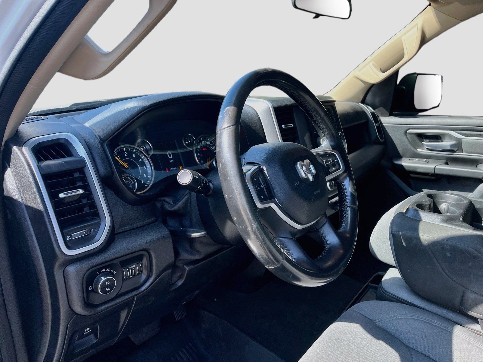 Used 2019 RAM 1500 Big Horn RWD image 9