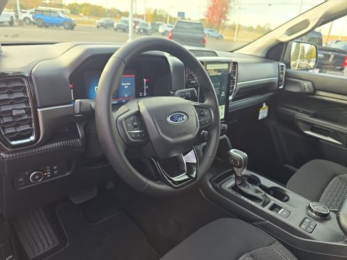 New 2025 Ford Ranger XLT w/ Convenience Package AWD/4WD image 10