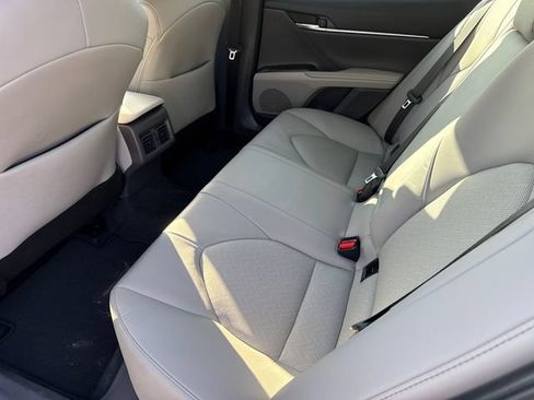Used 2023 Toyota Camry XLE FWD image 16