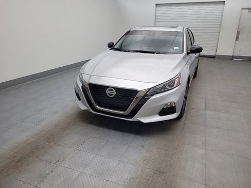 Used 2021 Nissan Altima 2.5 SR w/ SR Premium Package image 15