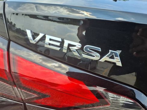 New 2025 Nissan Versa SV w/ Trunk Package image 39