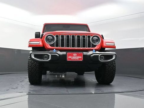 Used 2024 Jeep Wrangler Unlimited Sahara AWD/4WD image 31