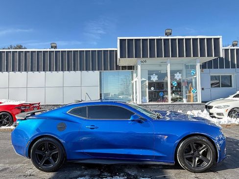Used 2017 Chevrolet Camaro LT image 7