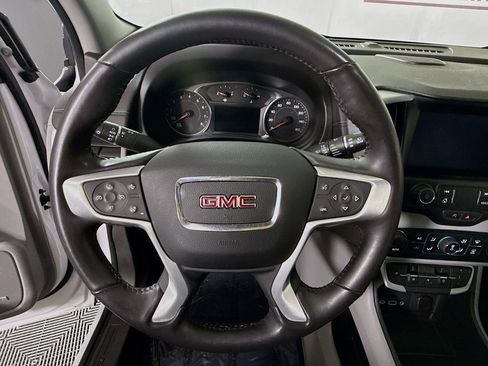 Used 2022 GMC Terrain SLT w/ Infotainment Package II image 20