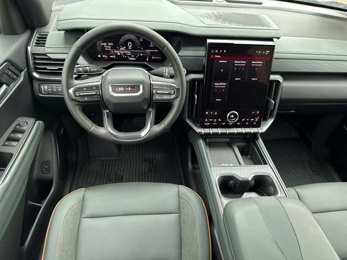Used 2025 GMC Acadia AT4 w/ LPO, Floor Liner Package AWD/4WD image 20