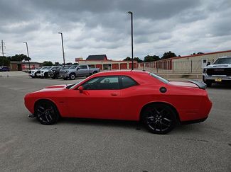 Used 2023 Dodge Challenger R/T w/ Blacktop Package RWD video 2