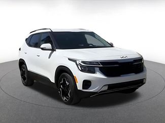 Used 2025 Kia Seltos S video 2