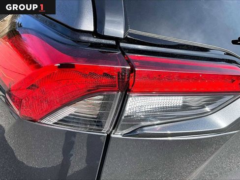 Used 2024 Toyota RAV4 XLE w/ Convenience Package image 28