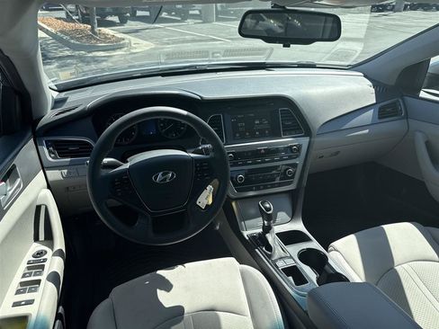 Used 2016 Hyundai Sonata SE w/ Winter Weather Package FWD image 20