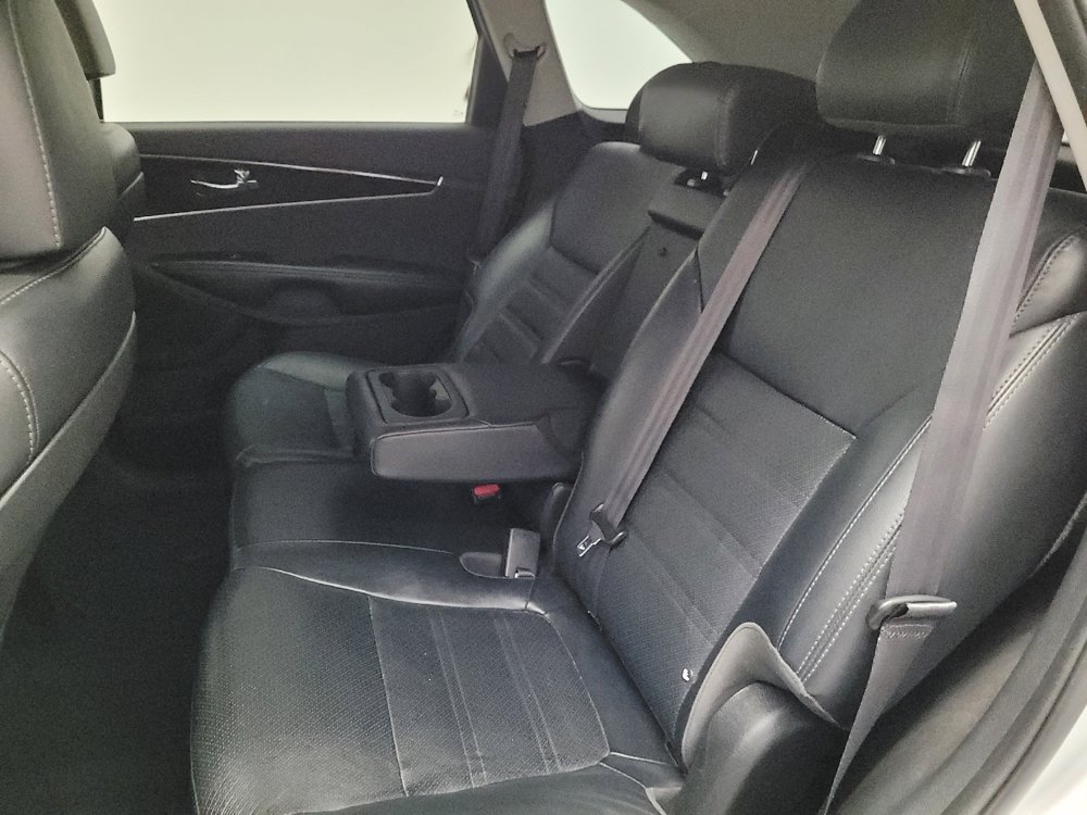 Used 2020 Kia Sorento EX FWD image 18