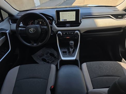 Used 2025 Toyota RAV4 XLE w/ Convenience Package image 22