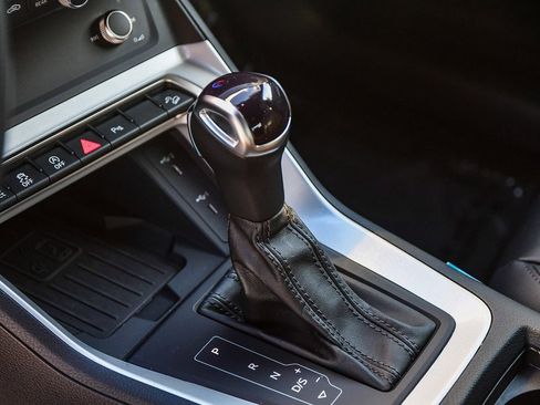 Used 2024 Audi Q3 2.0T Premium image 18