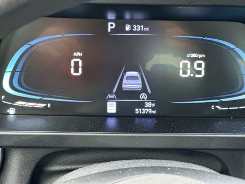 Used 2024 Hyundai Elantra SE image 22