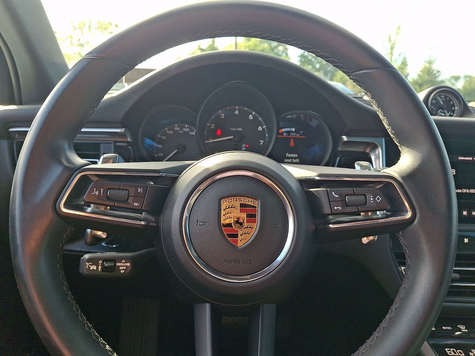 Used 2022 Porsche Macan AWD/4WD image 20