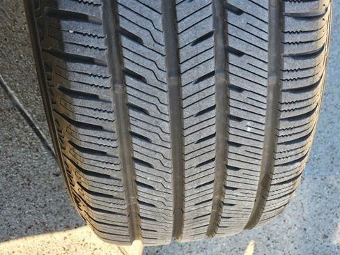 Used 2020 Chevrolet Traverse LT image 19