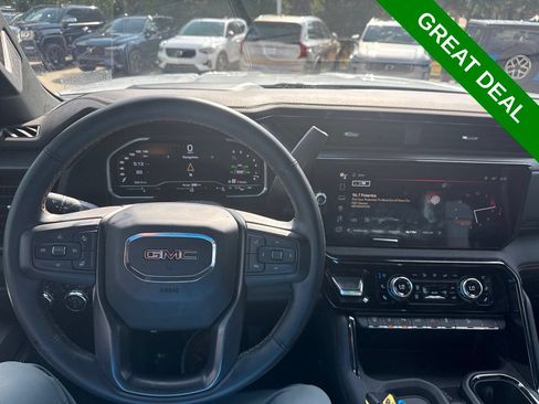 Used 2024 GMC Sierra 2500 AT4 w/ AT4 Preferred Package AWD/4WD image 23