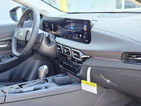 New 2026 Nissan Sentra SR w/ SR Premium Package FWD image 12