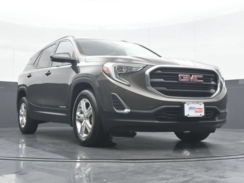 Used 2020 GMC Terrain SLE w/ Driver Convenience Package AWD/4WD image 33