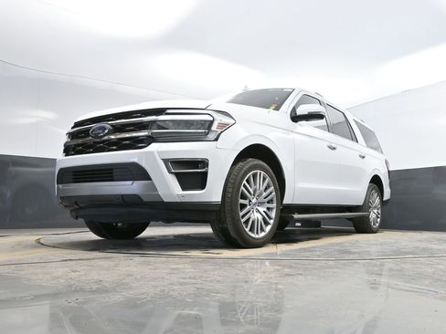 Used 2024 Ford Expedition Max Limited image 21