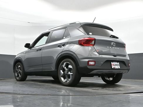 Certified 2023 Hyundai Venue SEL FWD image 47