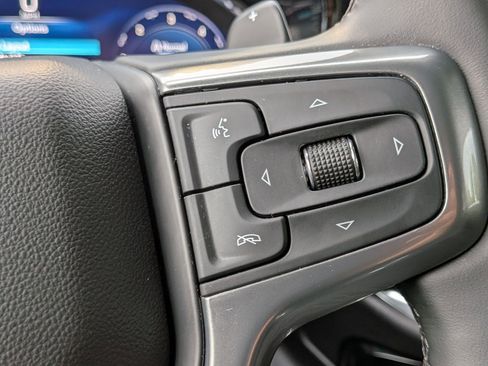 Used 2025 Chevrolet Silverado 1500 LT Trail Boss w/ Convenience Package II AWD/4WD image 15