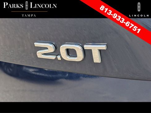 Used 2019 Genesis G70 2.0T Advanced RWD image 10