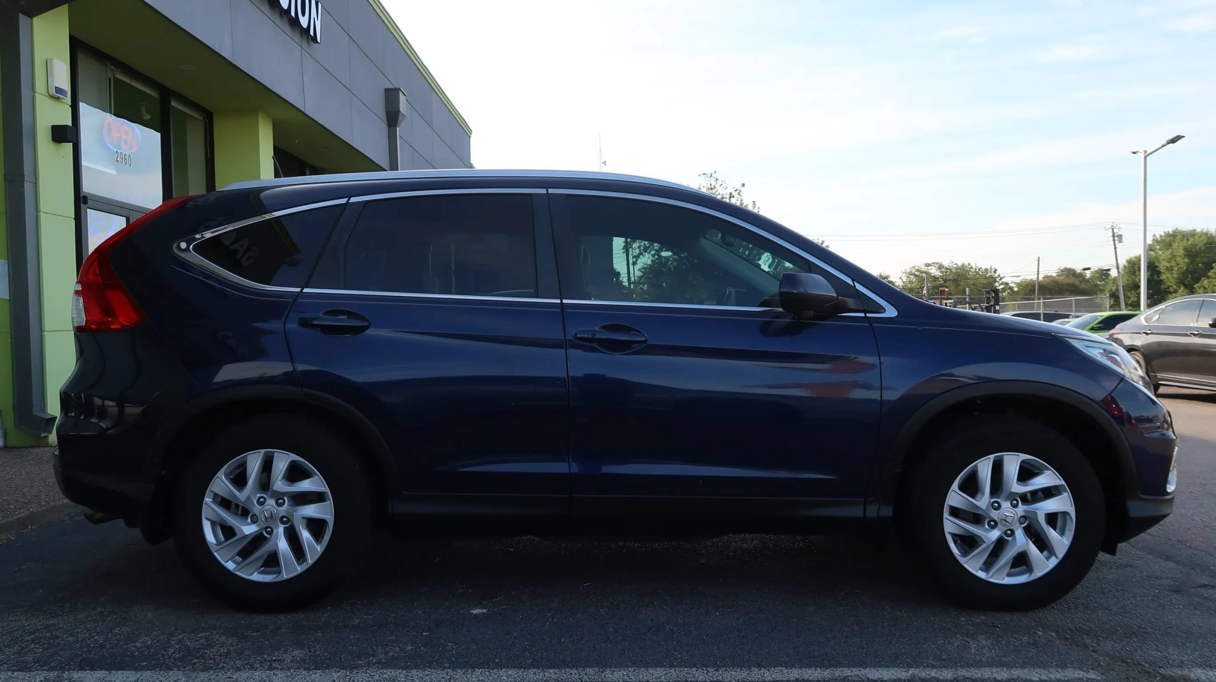 Used 2016 Honda CR-V EX-L image 8