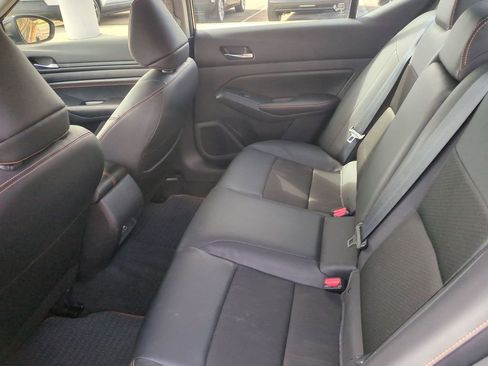 Used 2022 Nissan Altima 2.5 SR image 23