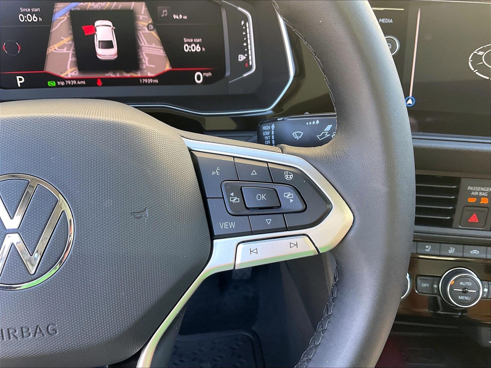 Certified 2023 Volkswagen Jetta SEL FWD image 19