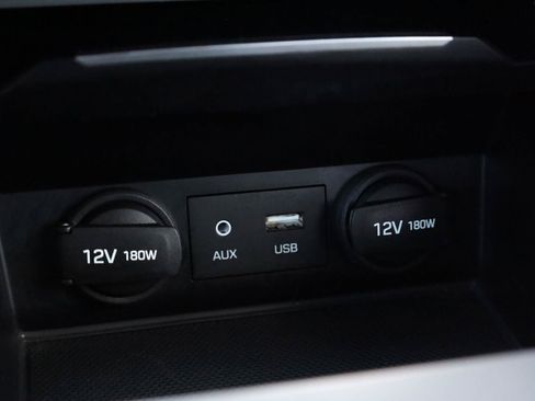 Used 2017 Hyundai Elantra SE FWD image 33
