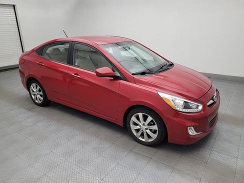 Used 2014 Hyundai Accent GLS w/ Option Group 2 FWD image 11